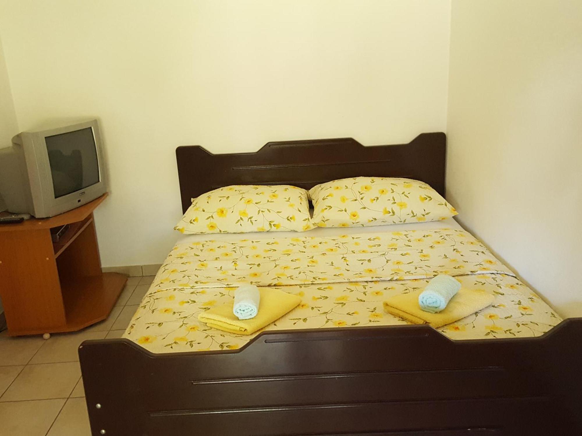 Apartments Mirakul Lopar Exterior foto
